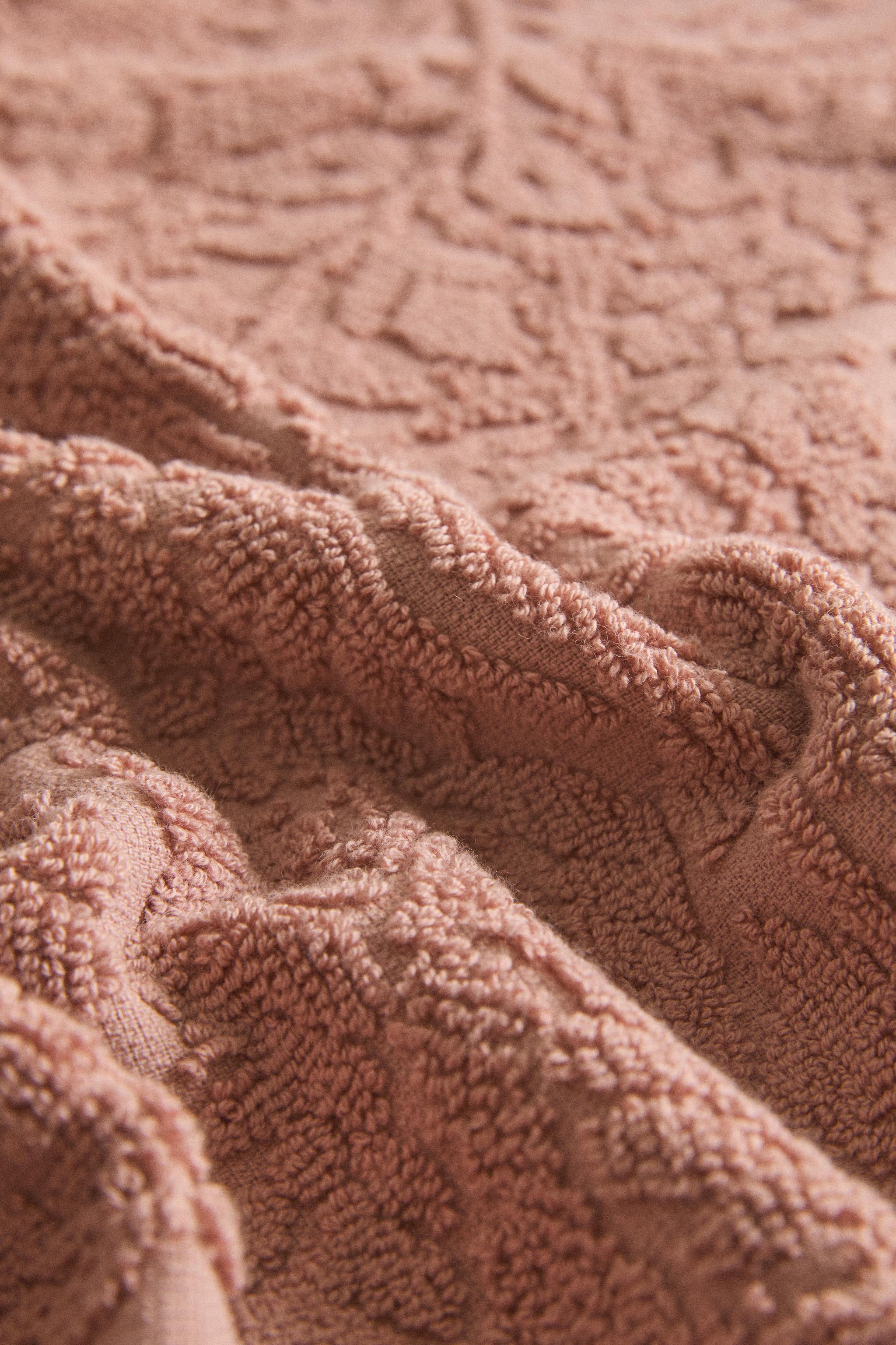 PAISLEY JACQUARD BATH TOWEL